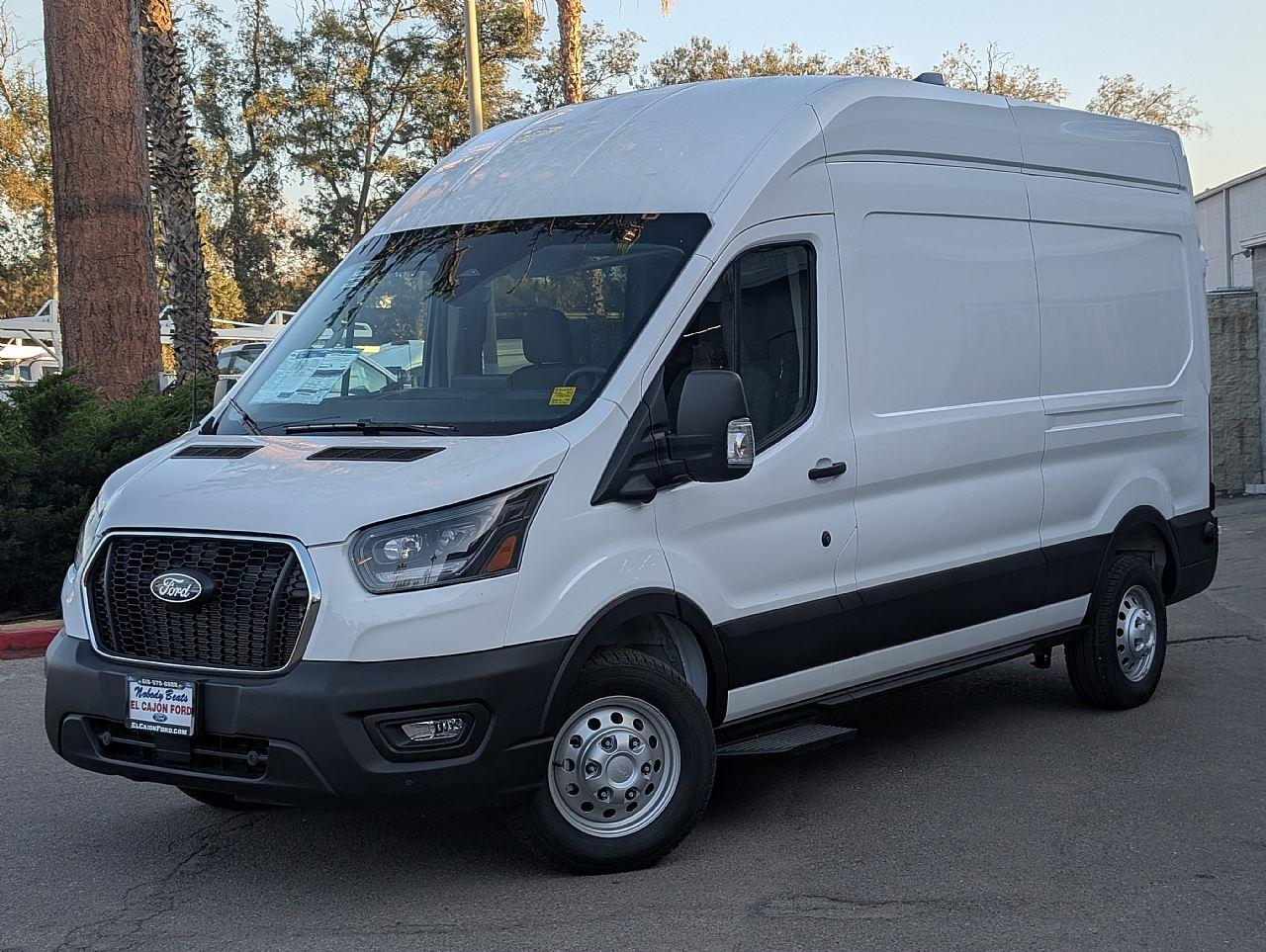 View vehicle photo 2