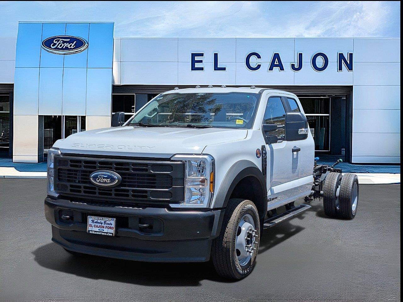 Oxford White 2026 Ford F-450 Super Duty Chassis   Automatic