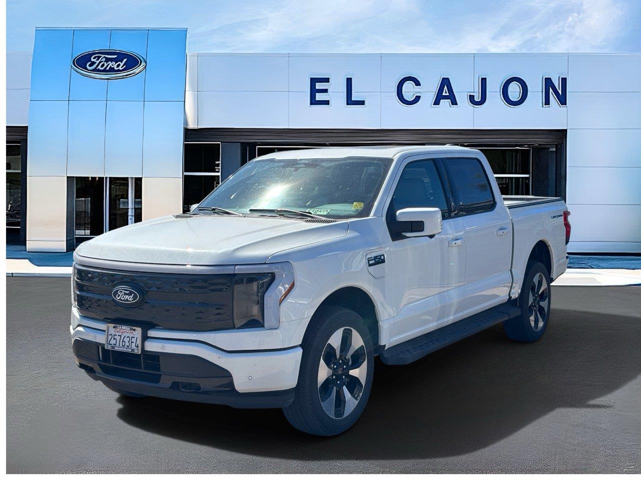 Star White Metallic Tri-Coat 2025 Ford F-150 Lightning Pickup Truck All-Wheel Drive 1-Speed Dual Clutch