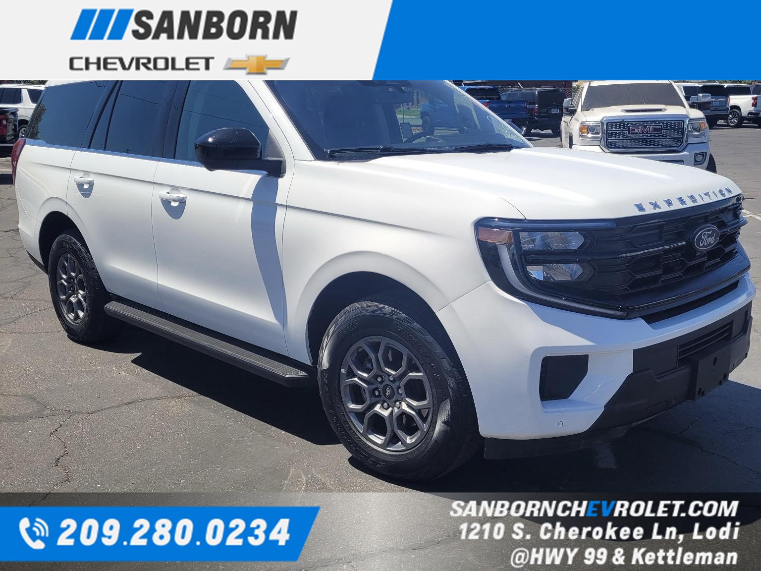 Oxford White 2025 Ford Expedition SUV / Crossover Four-Wheel Drive Automatic
