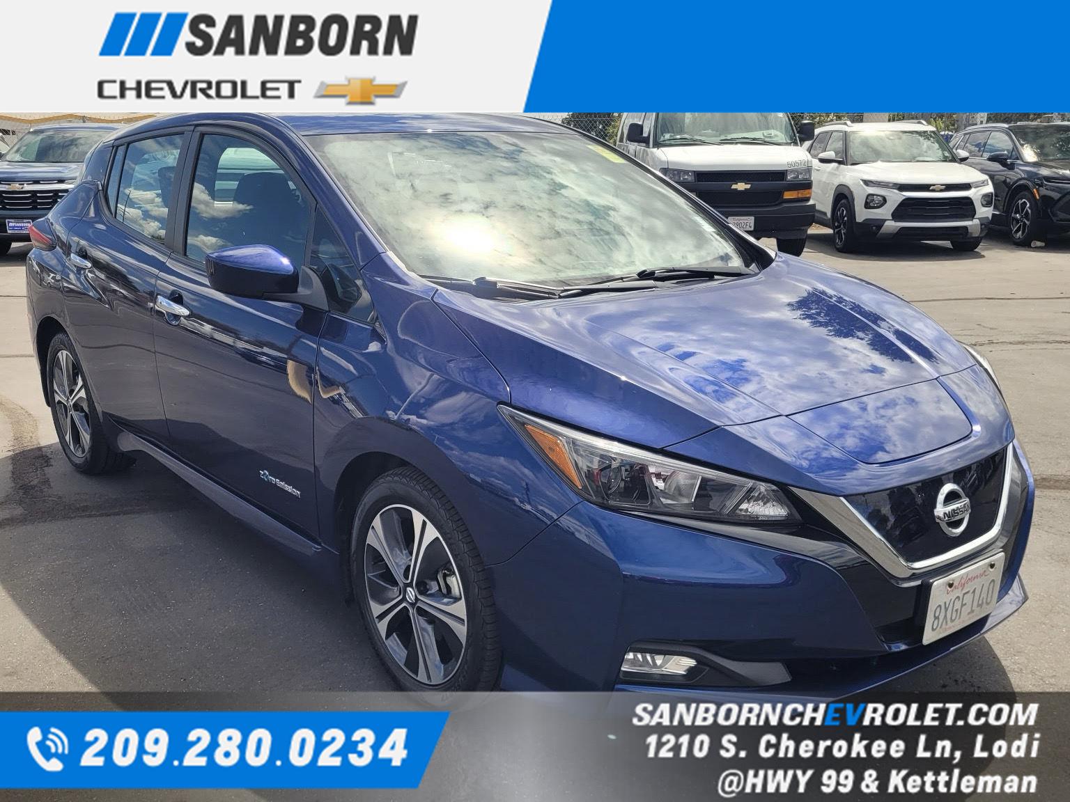 Deep Blue Pearl 2018 Nissan LEAF Hatchback Front-Wheel Drive Automatic