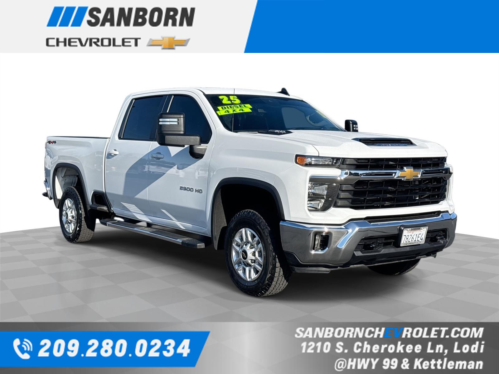 Summit White 2025 Chevrolet Silverado 2500HD Pickup Truck Four-Wheel Drive Automatic