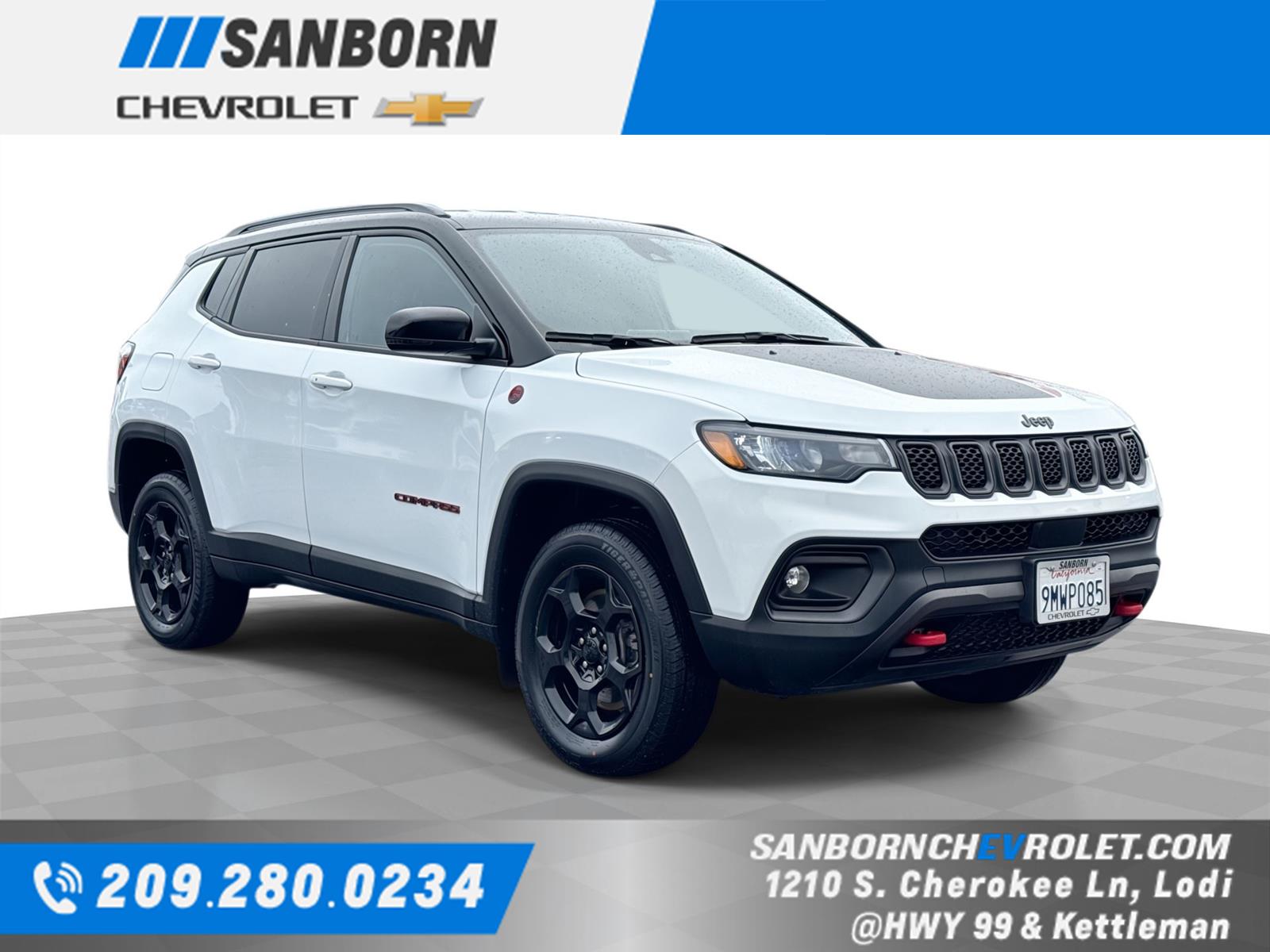 Bright White Clearcoat 2023 Jeep Compass SUV / Crossover Four-Wheel Drive 8-Speed Automatic