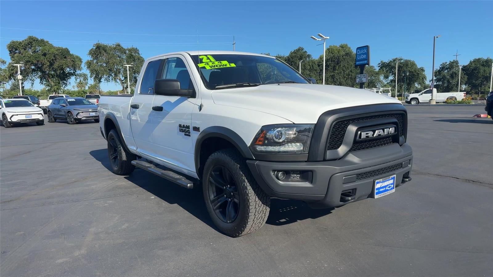 View vehicle photo 5