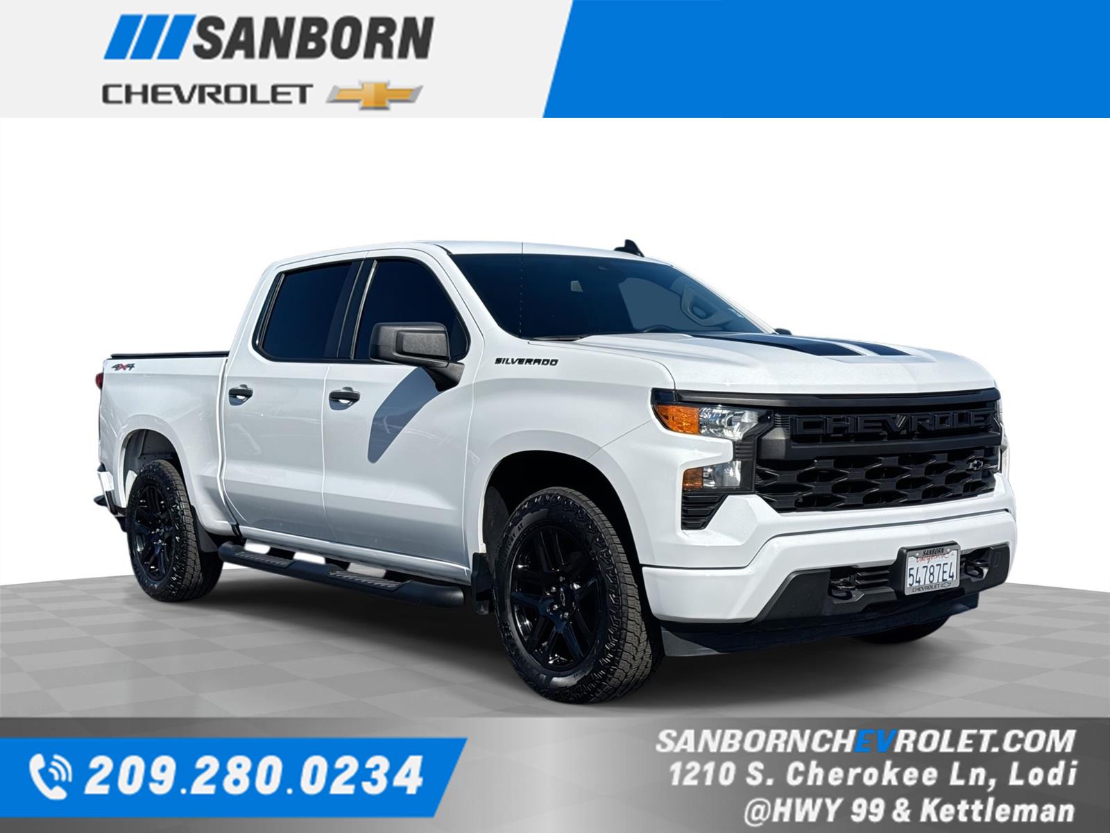 Summit White 2024 Chevrolet Silverado 1500 Pickup Truck Four-Wheel Drive 8-Speed Automatic