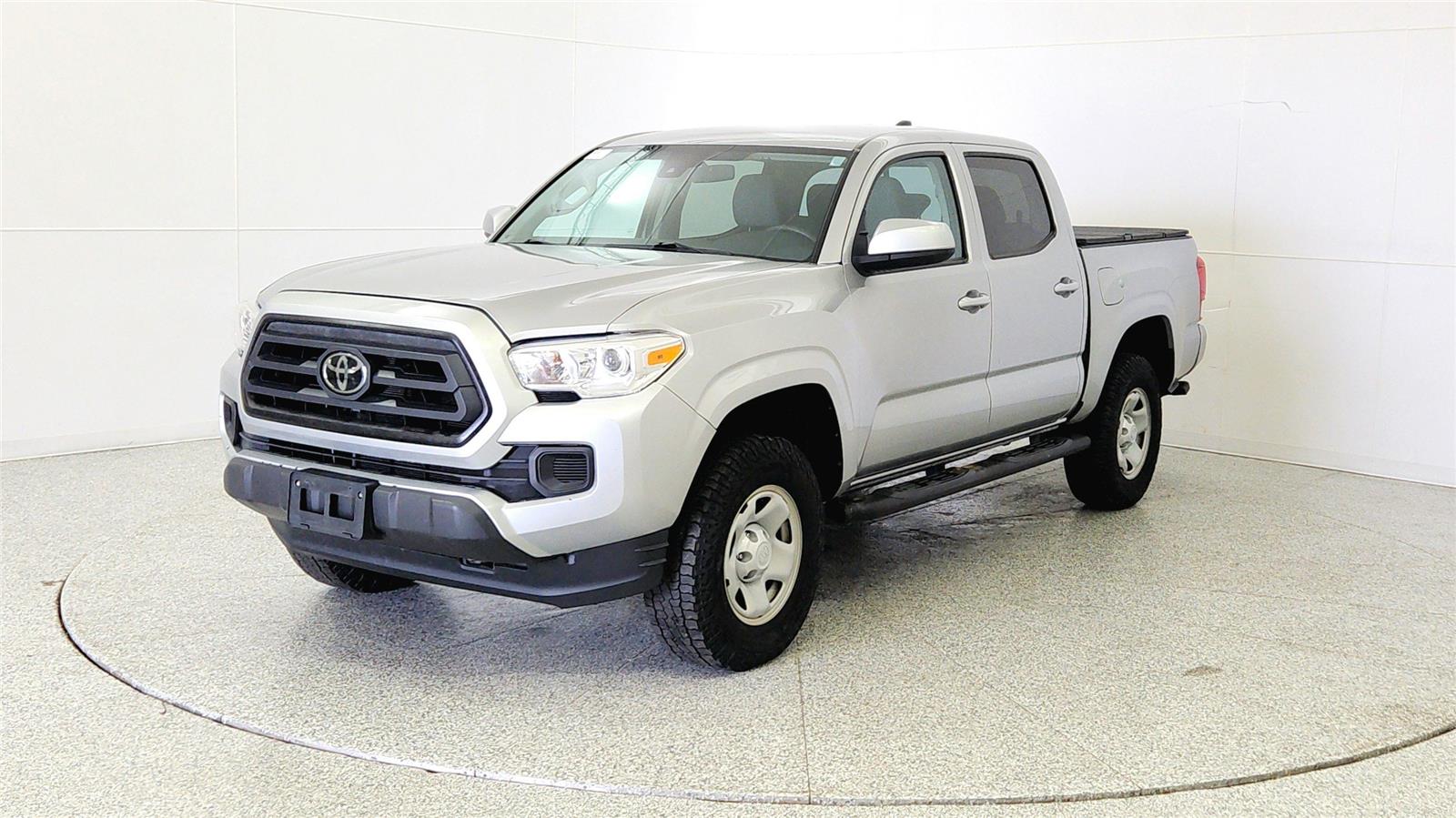 View vehicle photo 3