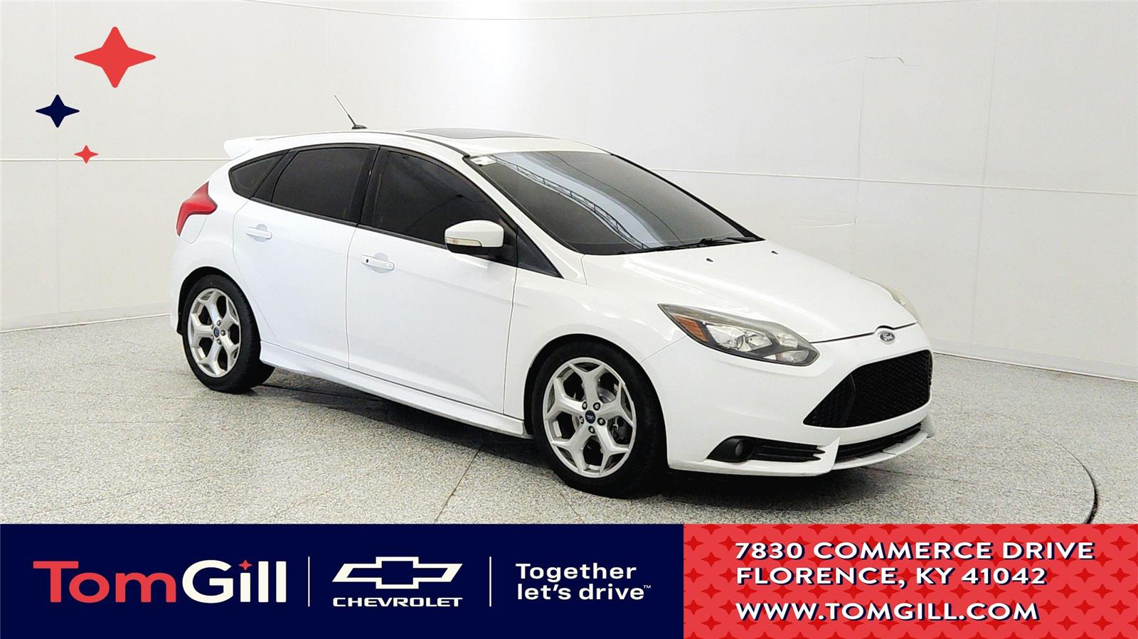 Oxford White 2013 Ford Focus ST Hatchback Front-Wheel Drive 6-Speed Manual
