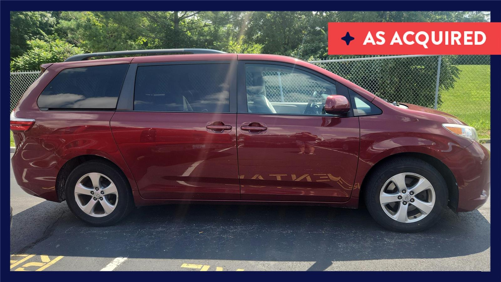 2015 Toyota Sienna LE 8-Passenger