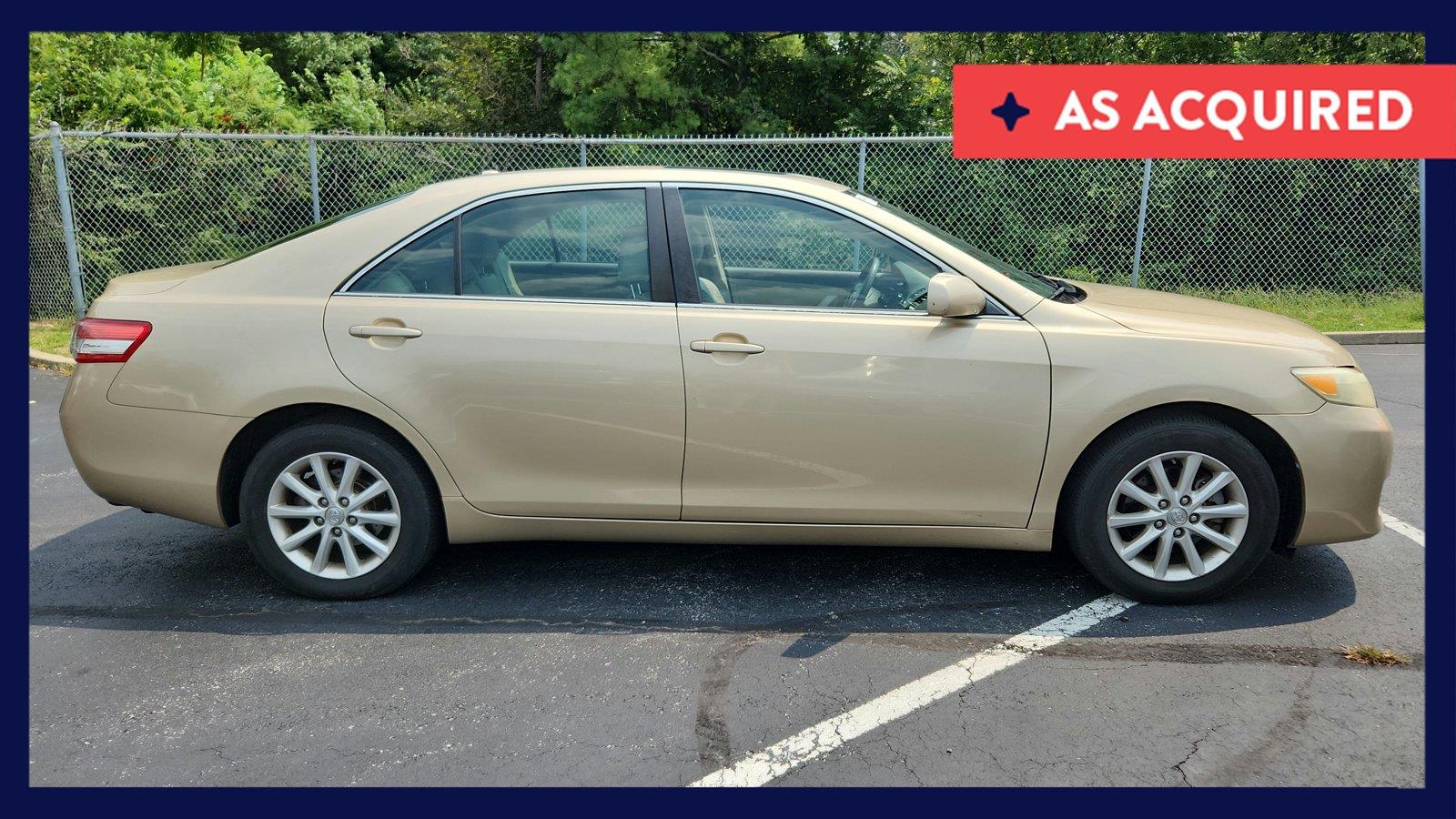 Sandy Beach Metallic 2011 Toyota Camry Sedan Front-Wheel Drive 6-Speed Automatic