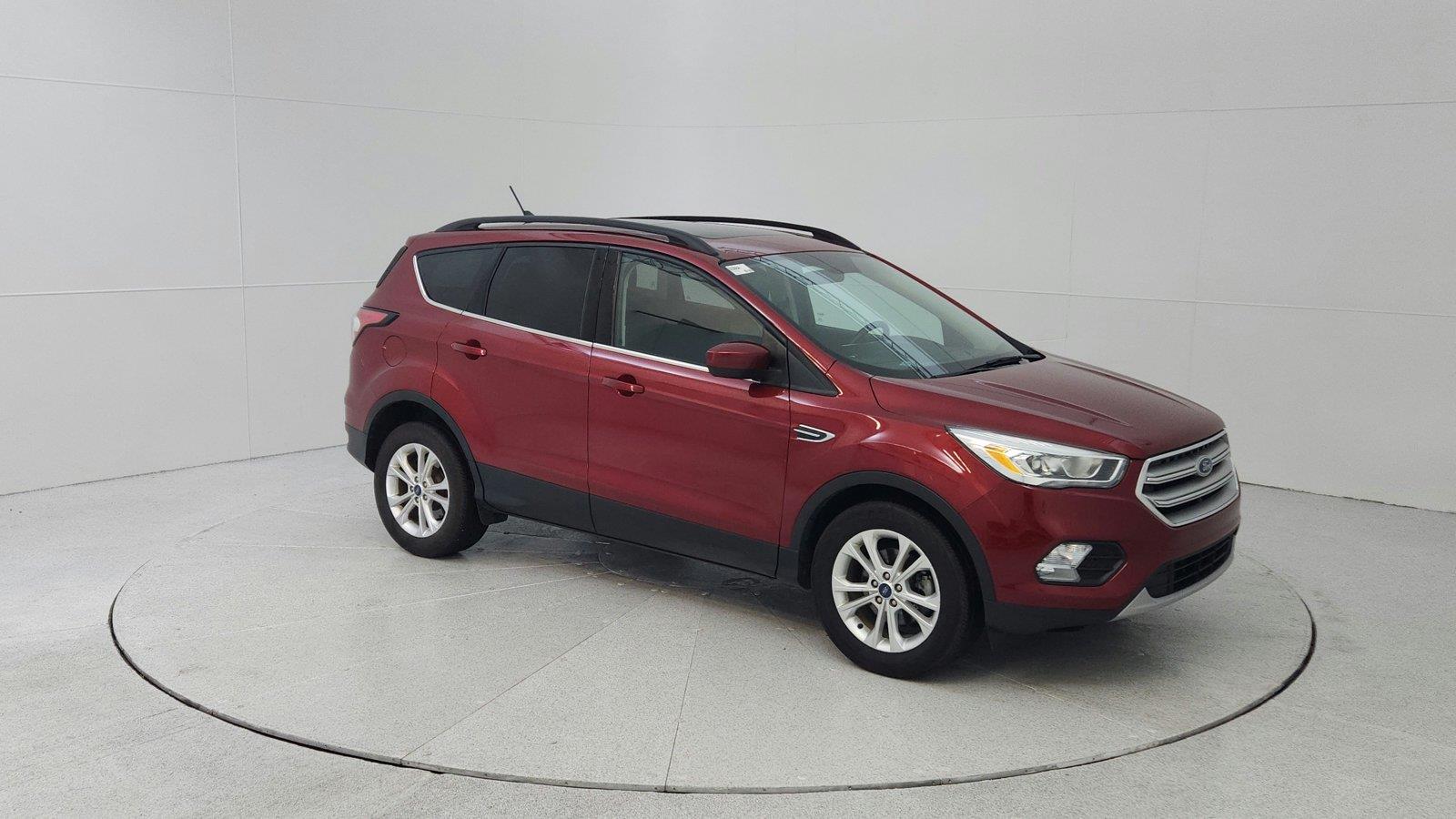 Ruby Red Metallic Tinted Clearcoat 2018 Ford Escape SUV / Crossover Front-Wheel Drive 6-Speed Automatic