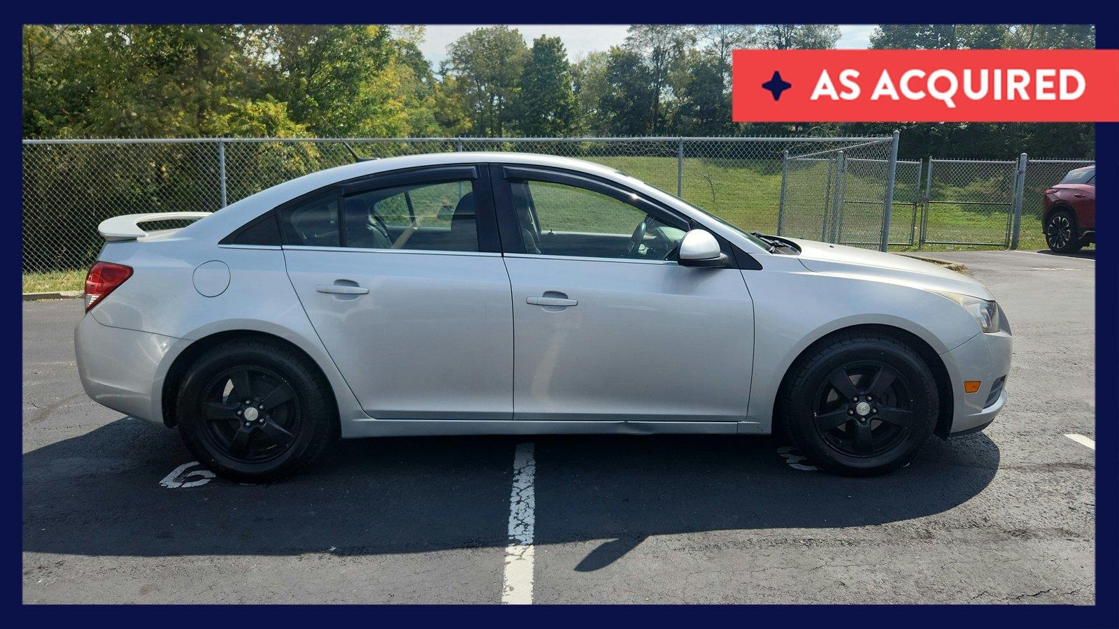 Silver Ice Metallic 2013 Chevrolet Cruze Sedan Front-Wheel Drive 6-Speed Automatic Overdrive