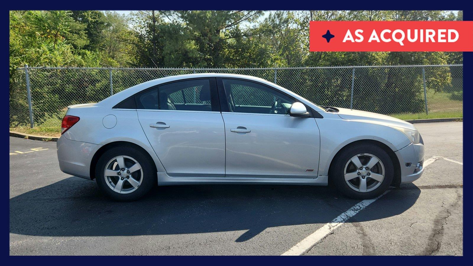Silver Ice Metallic 2014 Chevrolet Cruze Sedan Front-Wheel Drive 6-Speed Automatic Overdrive