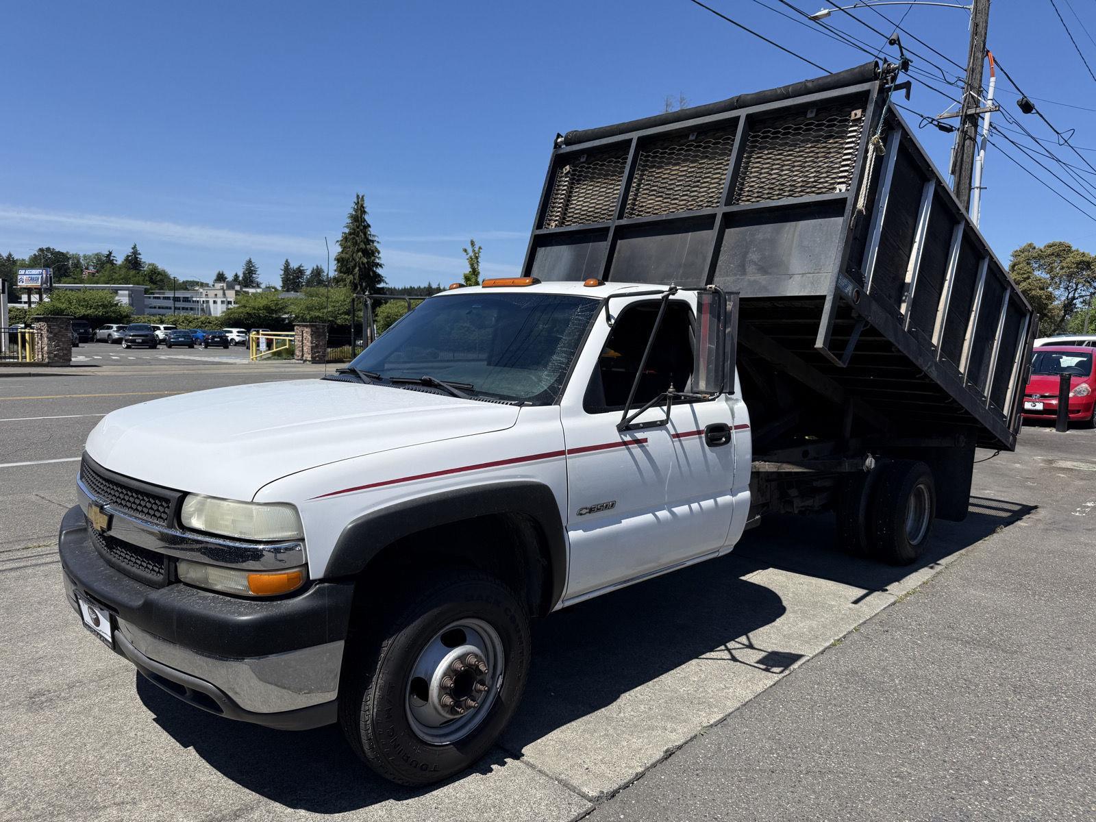 Summit White 2001 Chevrolet Silverado 3500 Pickup Truck 4-Speed Automatic