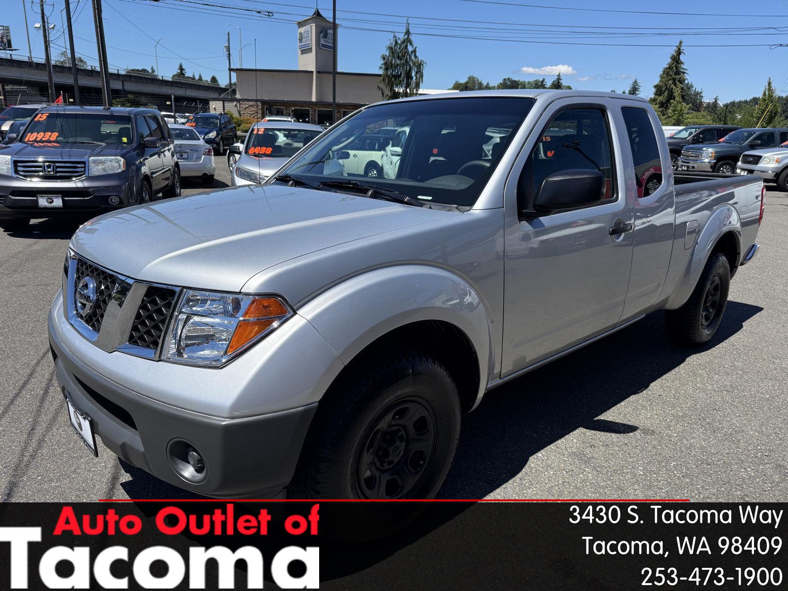 2006 Nissan Frontier XE 4dr King Cab SB with automatic