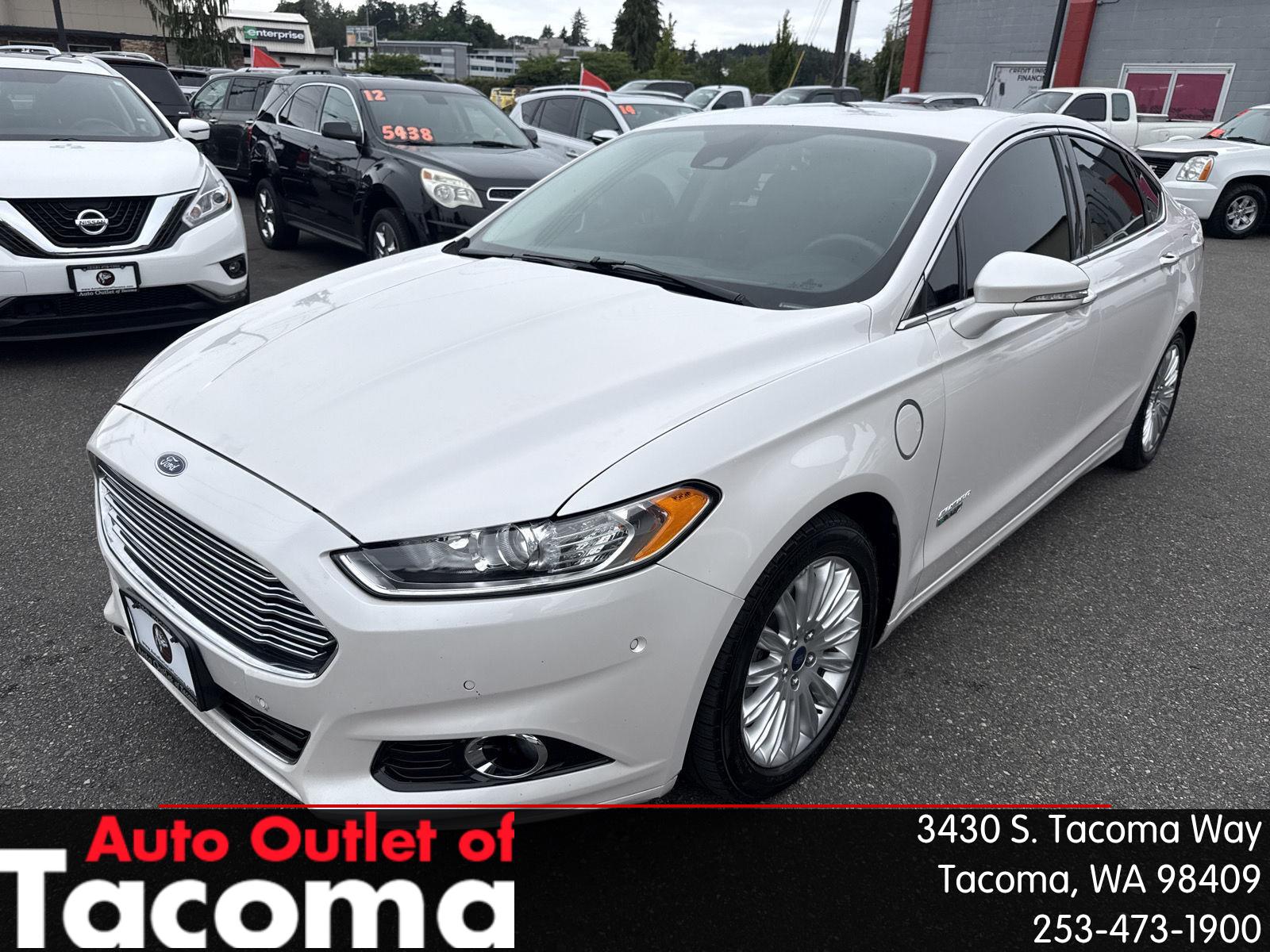 White Platinum Tri-Coat Metallic 2014 Ford Fusion Energi Sedan Front-Wheel Drive Continuously Variable Transmission