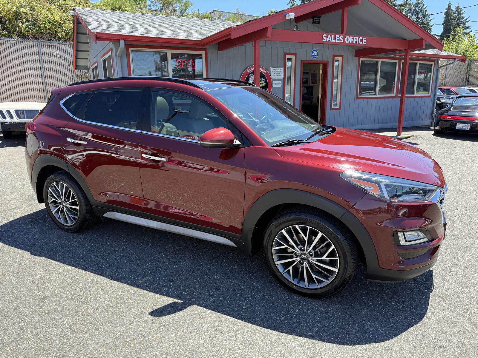 View vehicle photo 6