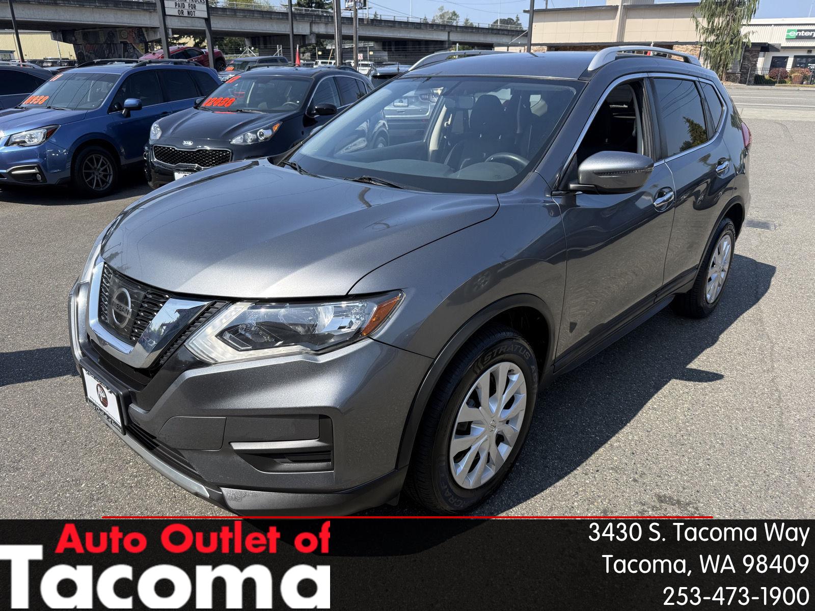 Gray (Gun Metallic) 2017 Nissan Rogue SUV / Crossover All-Wheel Drive Continuously Variable Transmission