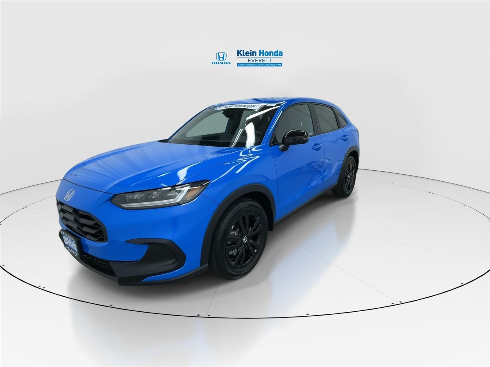 View vehicle photo 6