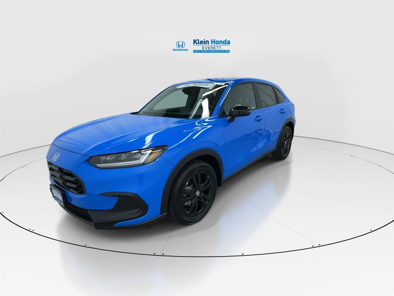 View vehicle photo 6