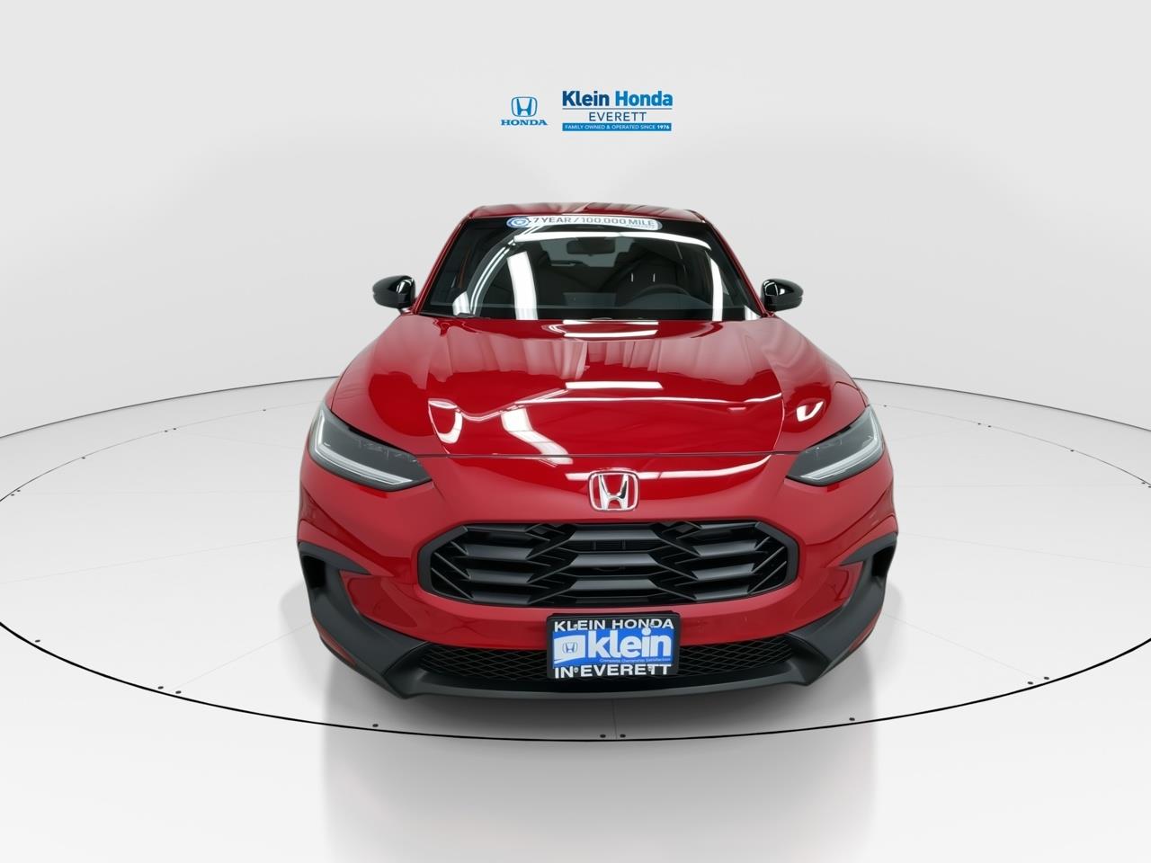 View vehicle photo 5