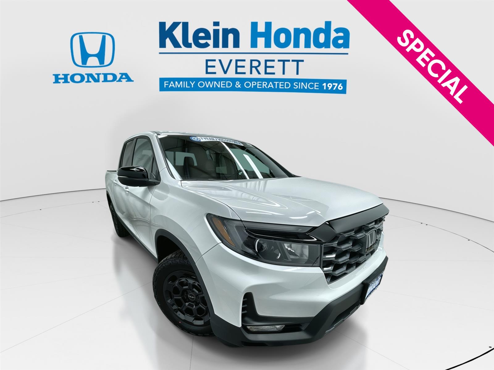 Platinum White Pearl 2026 Honda Ridgeline TrailSport S AWD Pickup Truck All-Wheel Drive 9-Speed Automatic