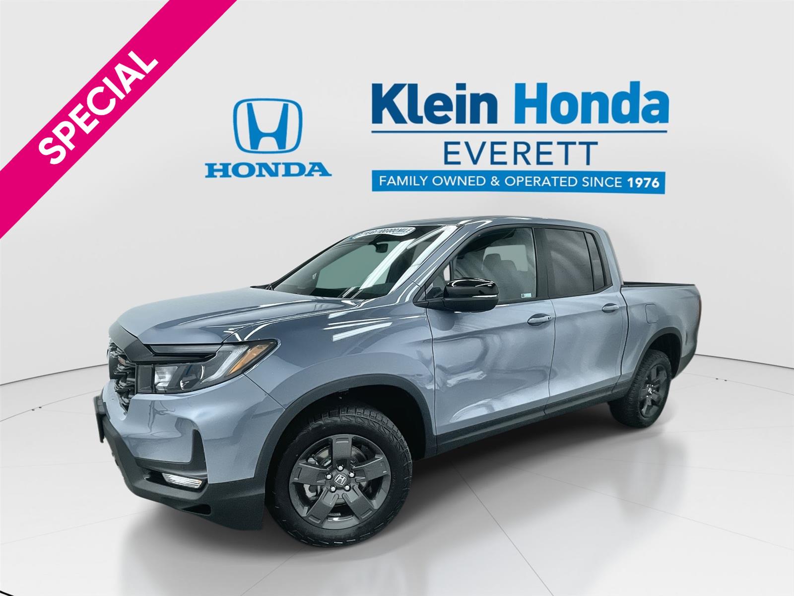 Sonic Gray Pearl 2026 Honda Ridgeline TrailSport AWD Pickup Truck All-Wheel Drive 9-Speed Automatic
