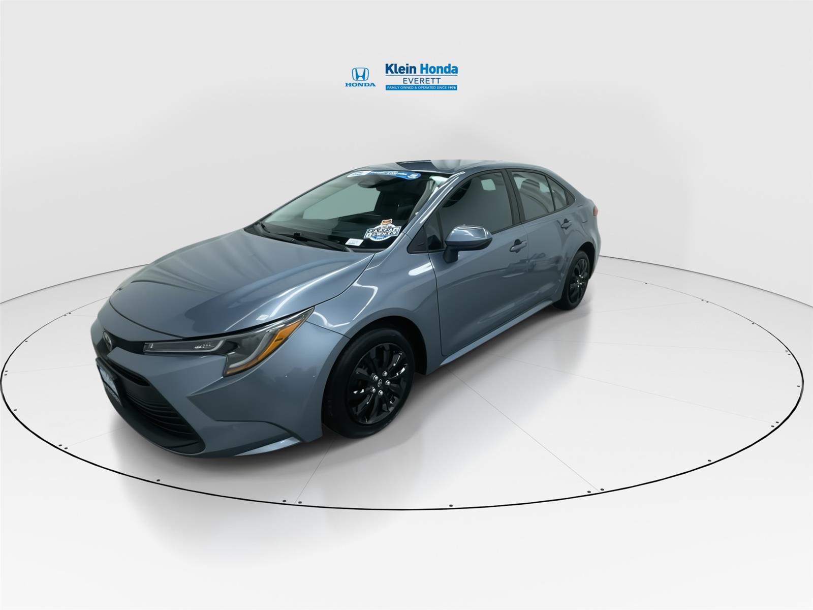 View vehicle photo 6