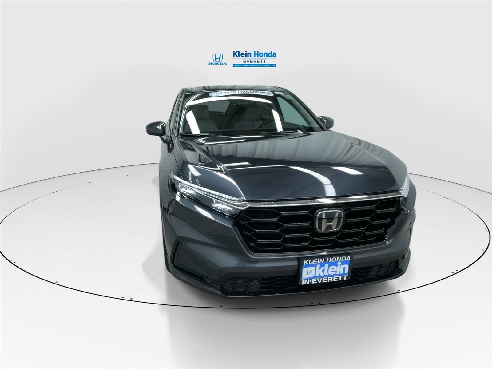 View vehicle photo 5