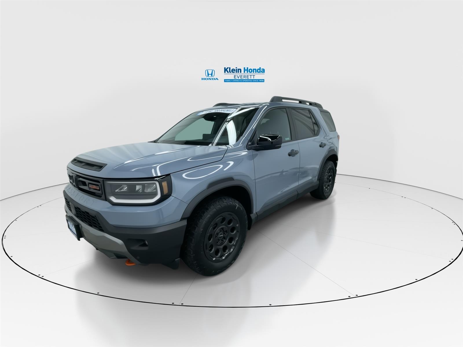 View vehicle photo 6