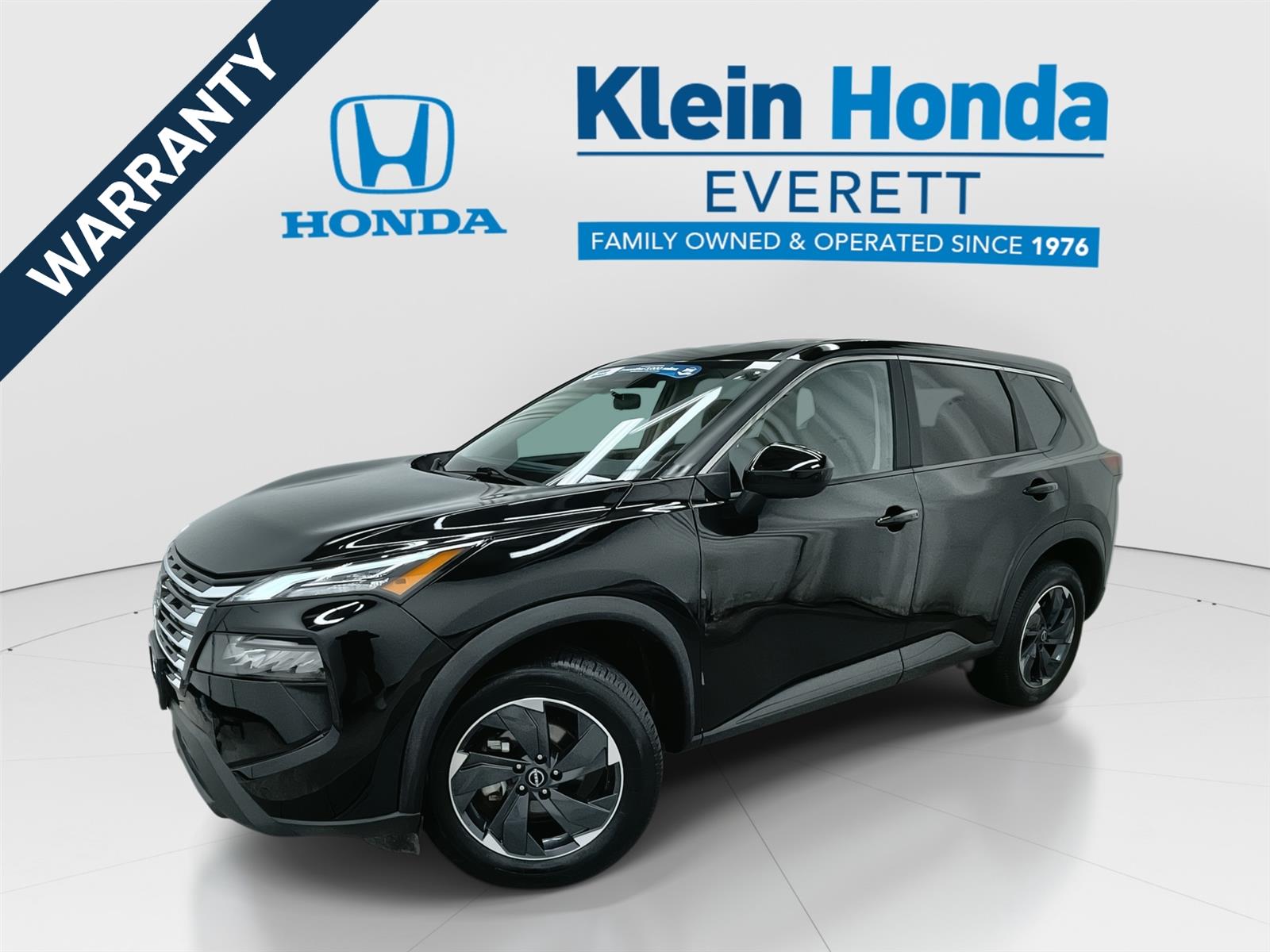 Super Black 2024 Nissan Rogue SV AWD SUV / Crossover All-Wheel Drive Continuously Variable Transmission