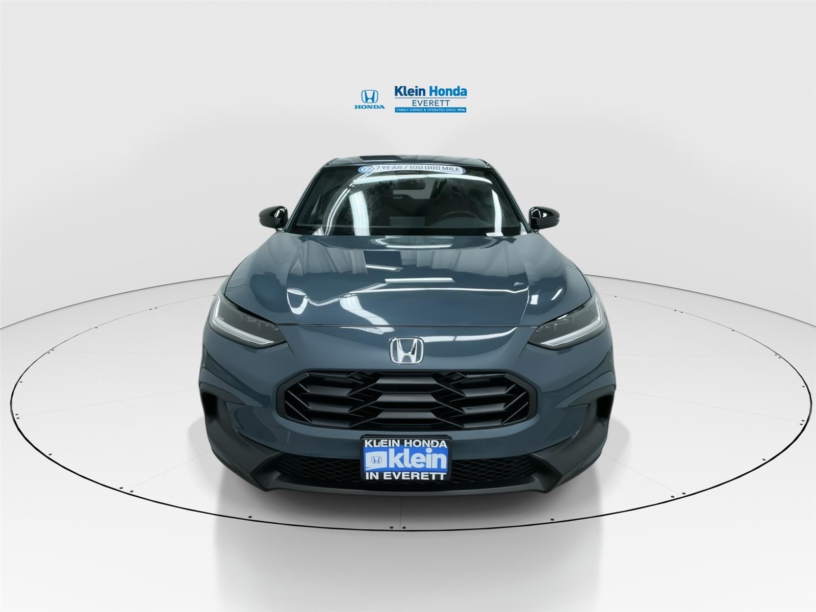 View vehicle photo 5