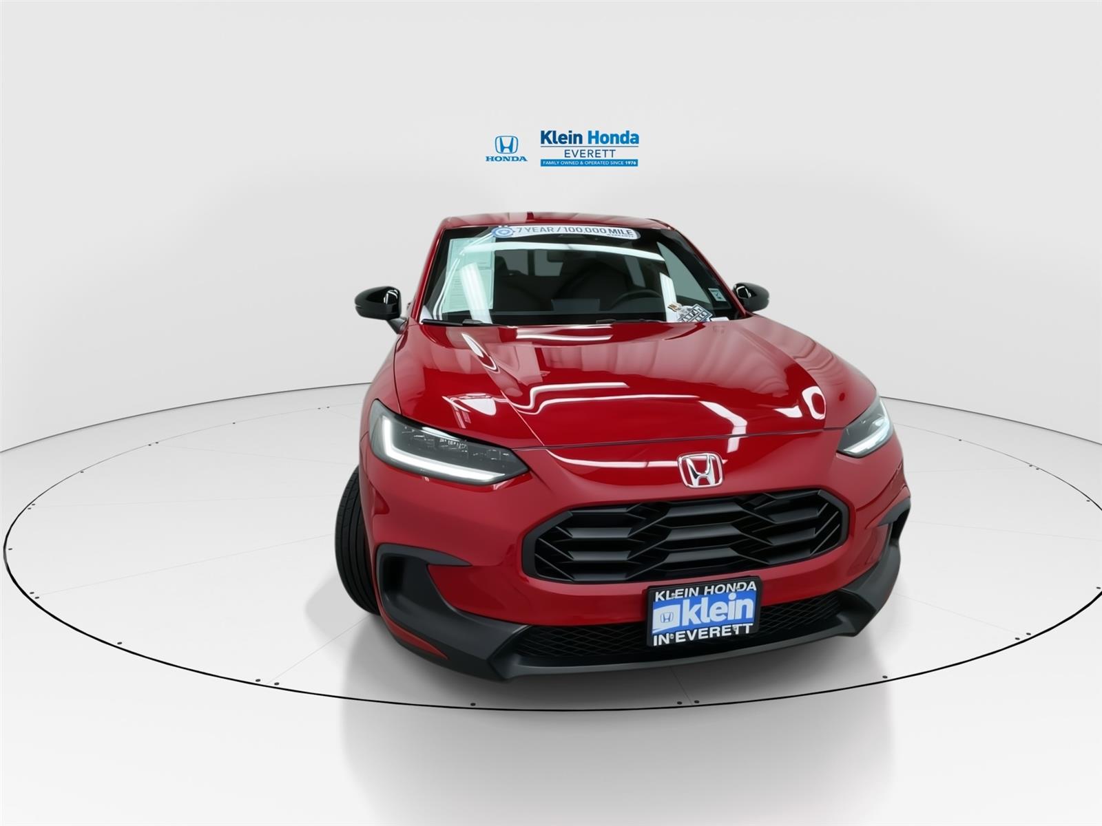 View vehicle photo 5