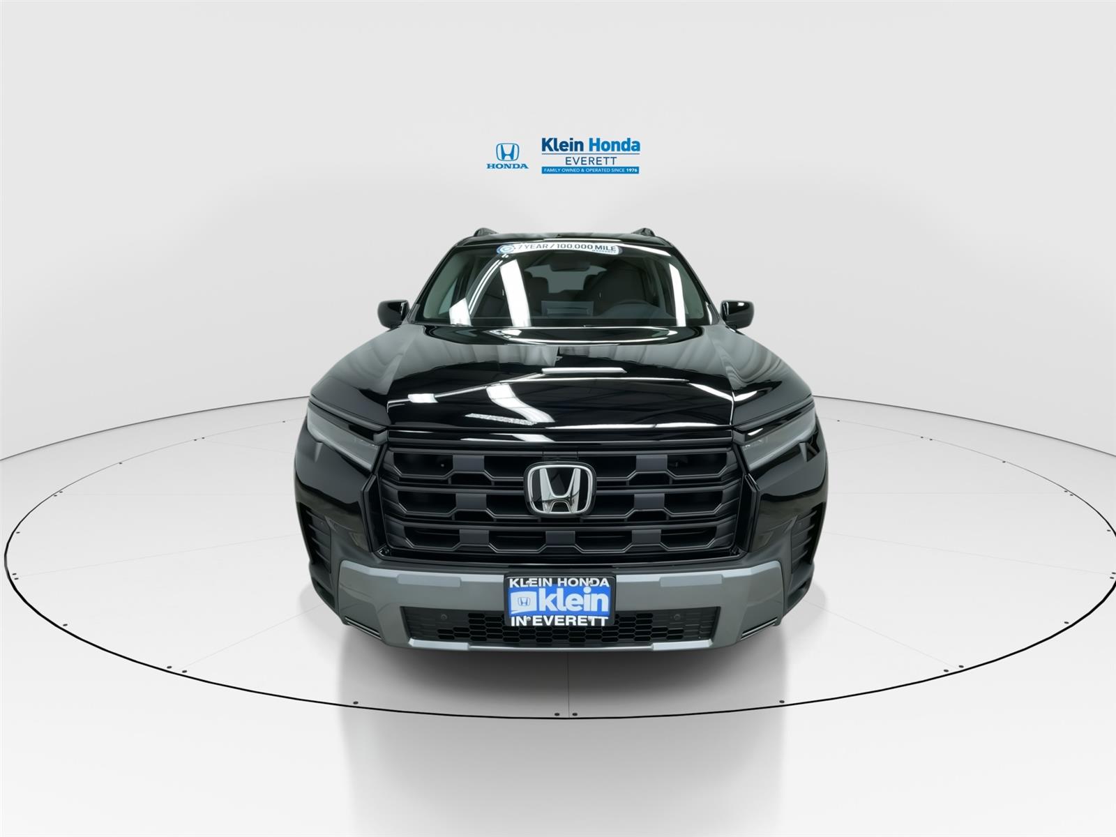 View vehicle photo 5