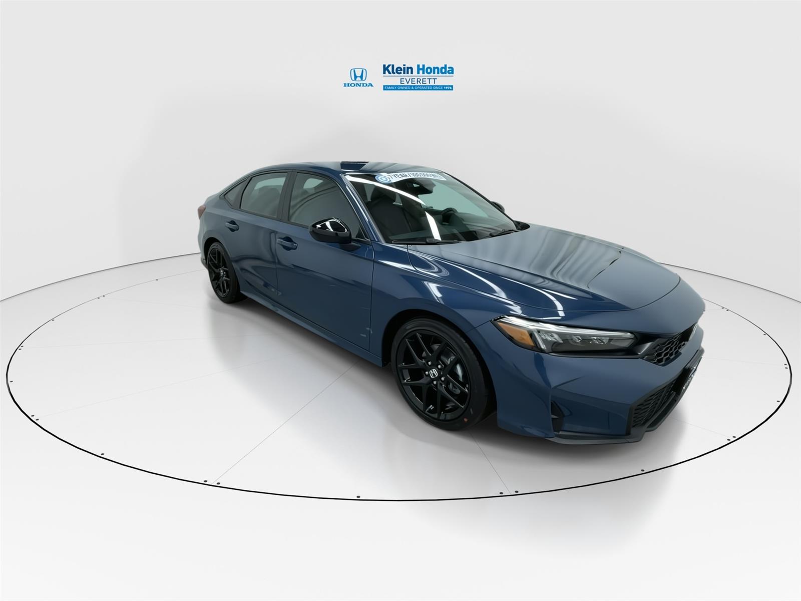 View vehicle photo 4