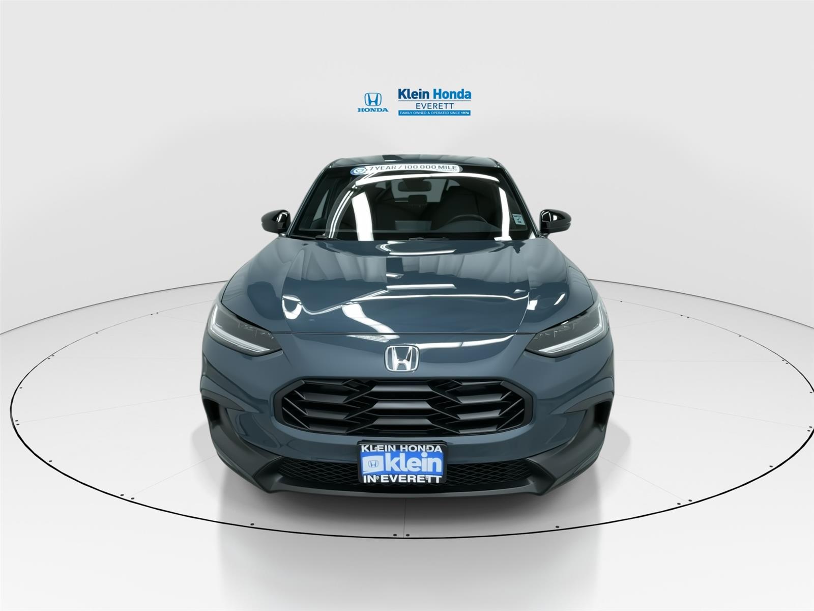 View vehicle photo 5