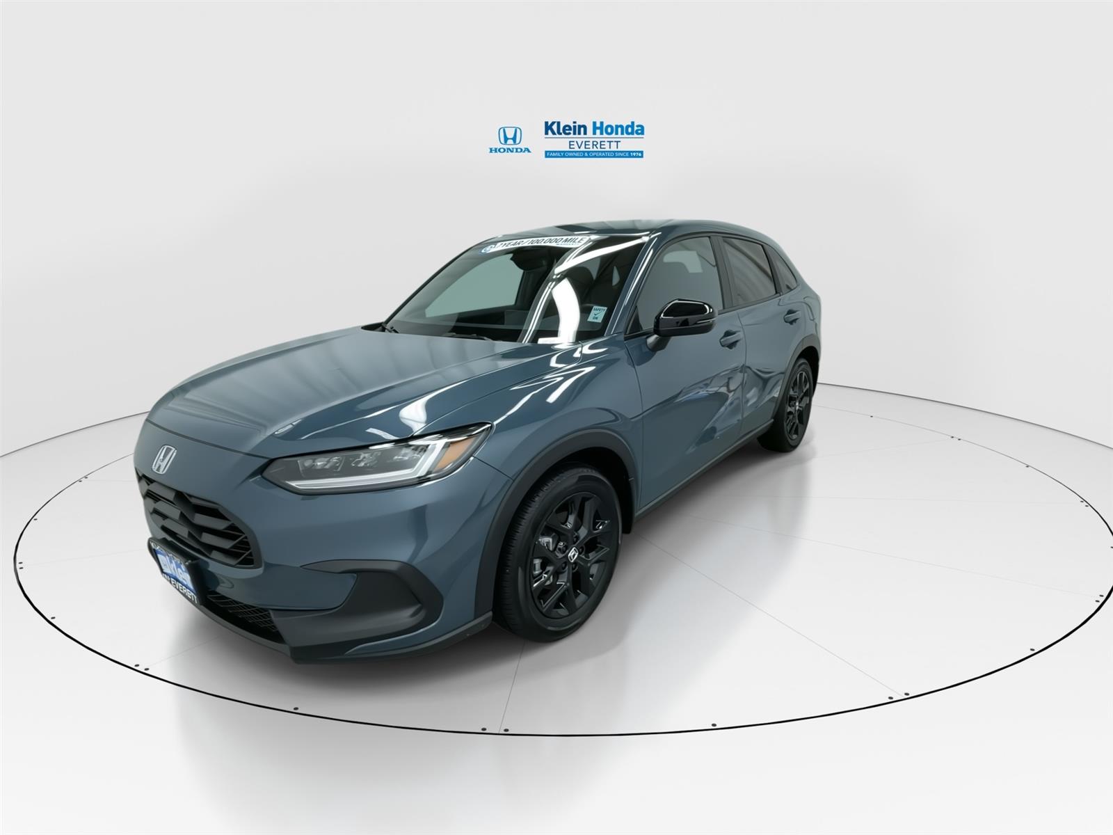 View vehicle photo 6