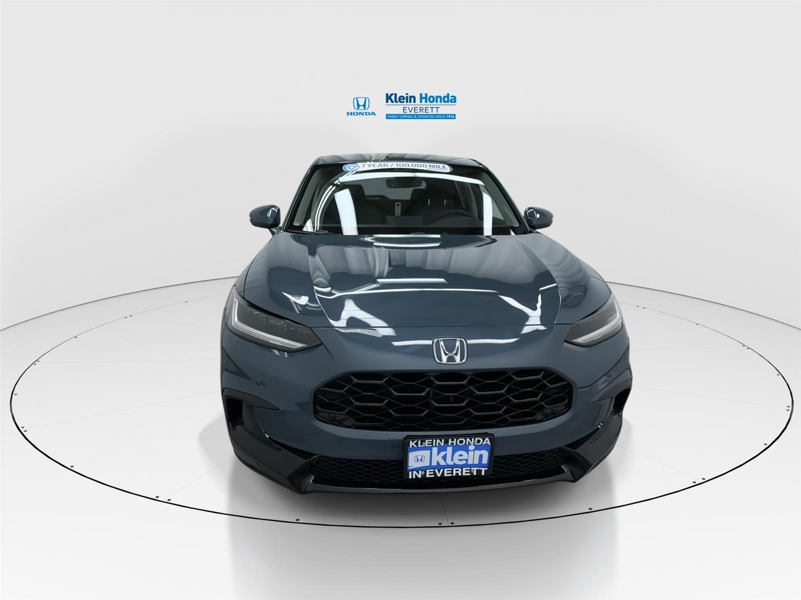 View vehicle photo 5