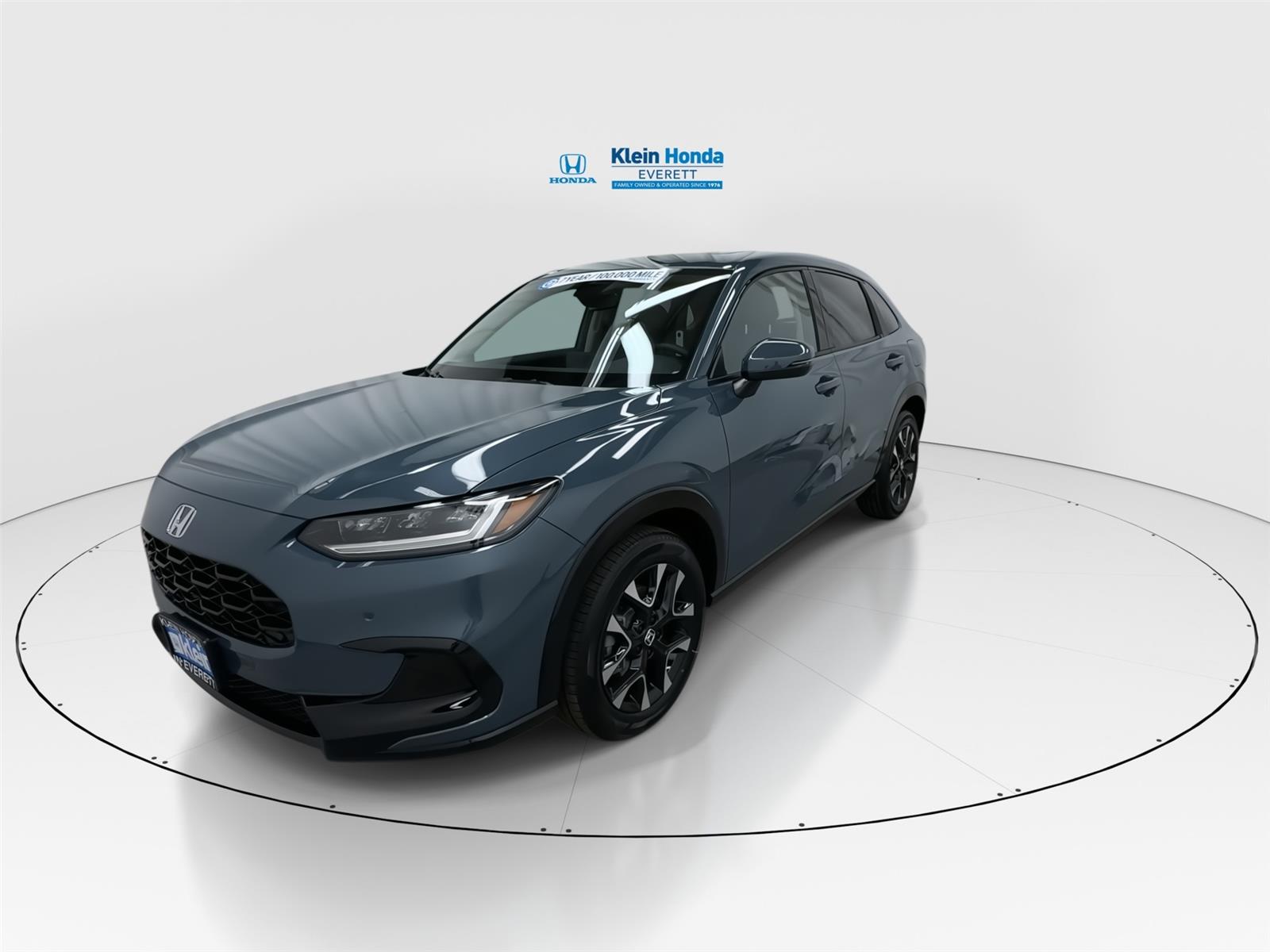 View vehicle photo 6