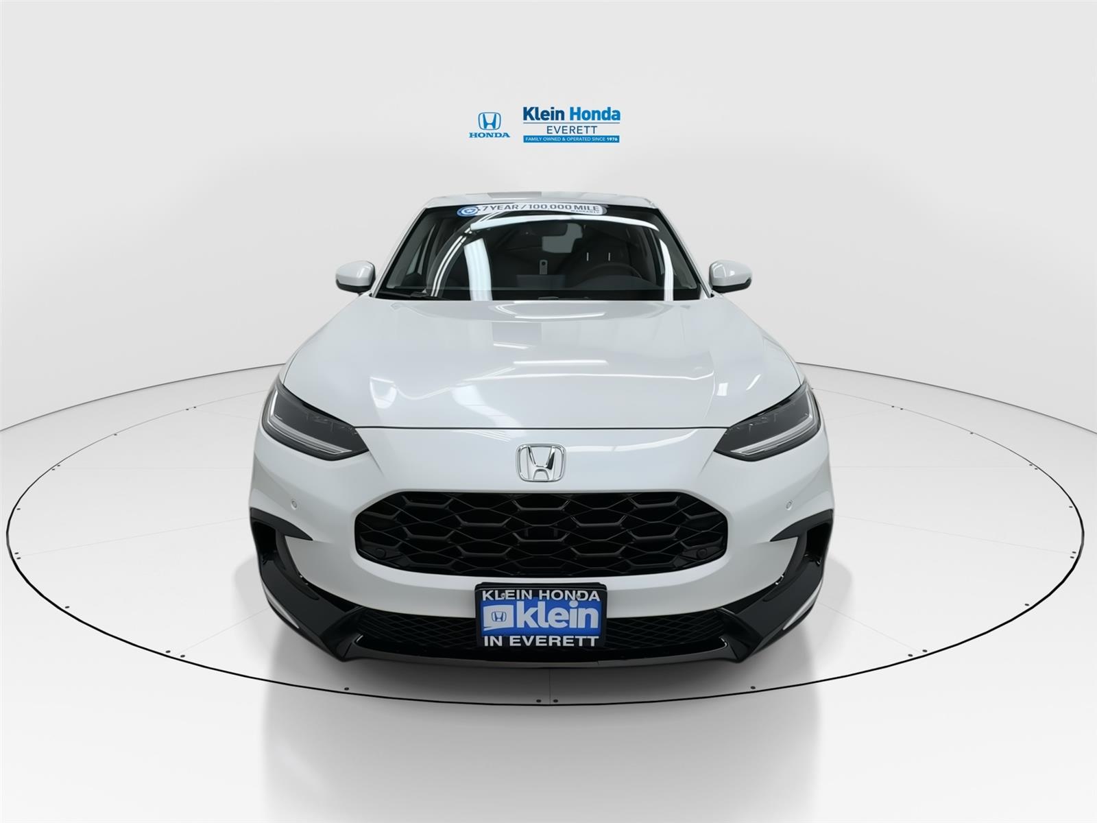 View vehicle photo 5