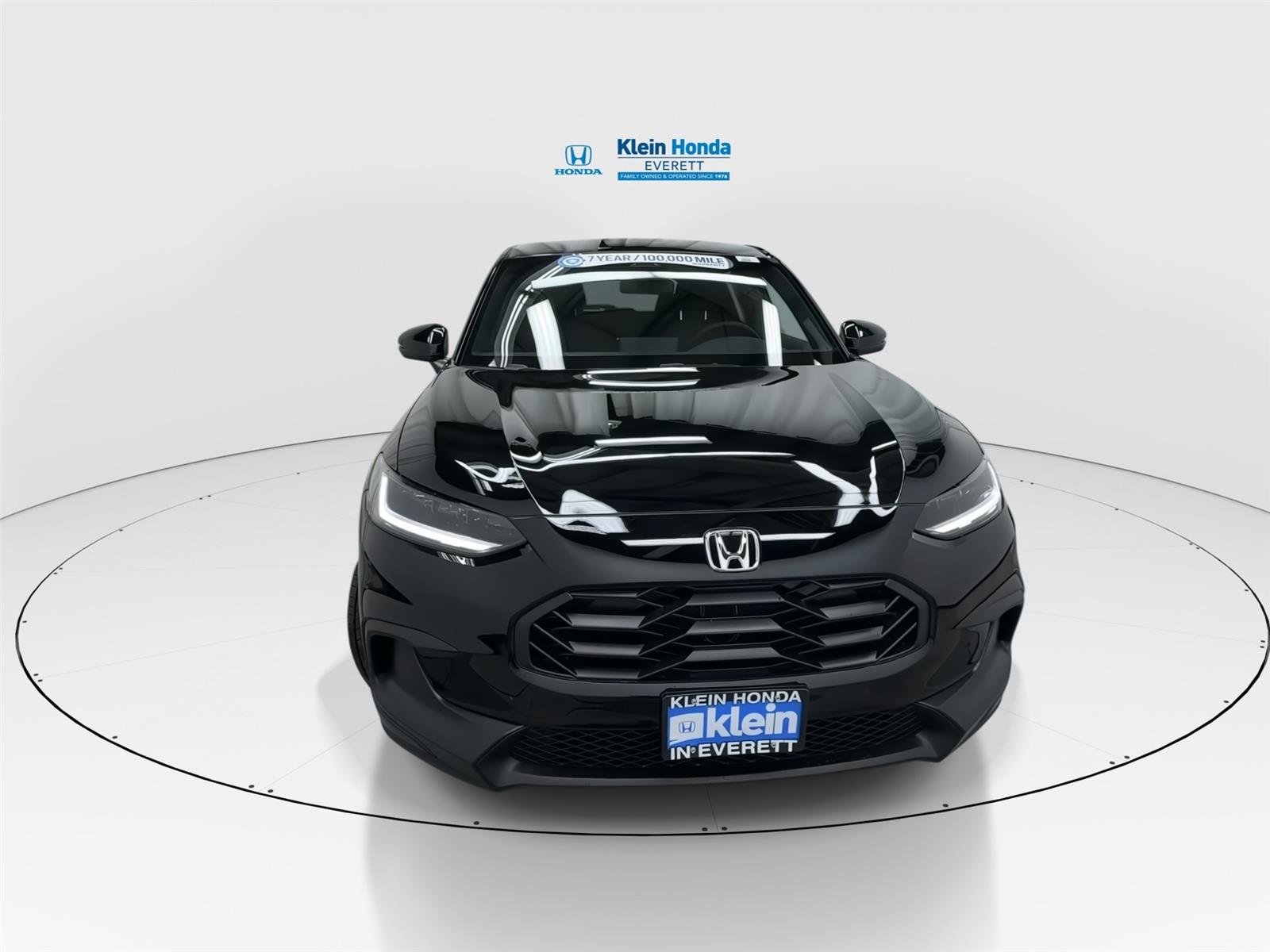 View vehicle photo 5