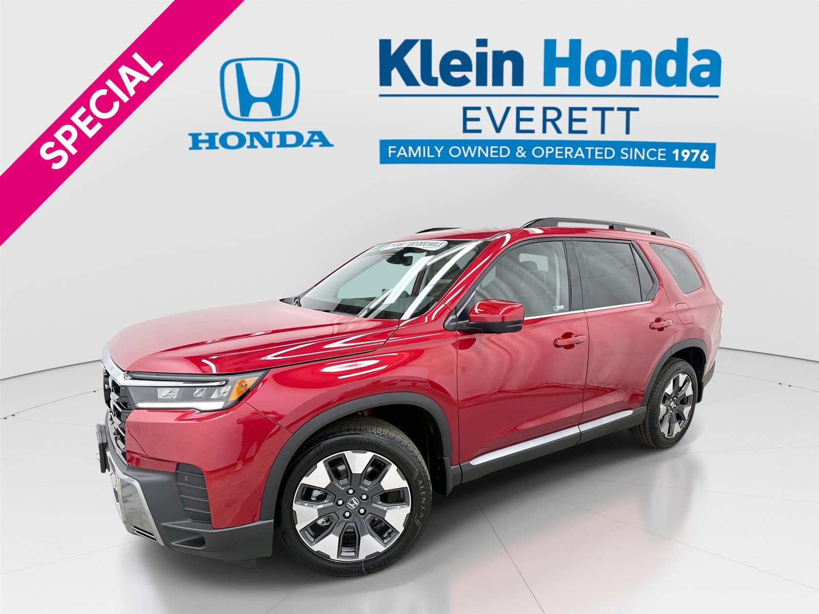 Radiant Red Metallic II 2026 Honda Pilot Elite AWD SUV / Crossover All-Wheel Drive Automatic