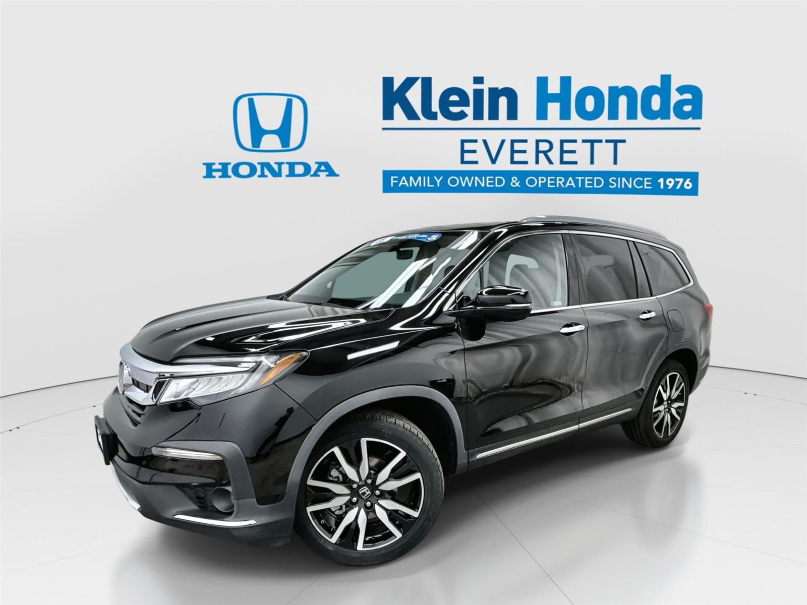 Crystal Black Pearl 2019 Honda Pilot SUV / Crossover All-Wheel Drive 9-Speed Automatic