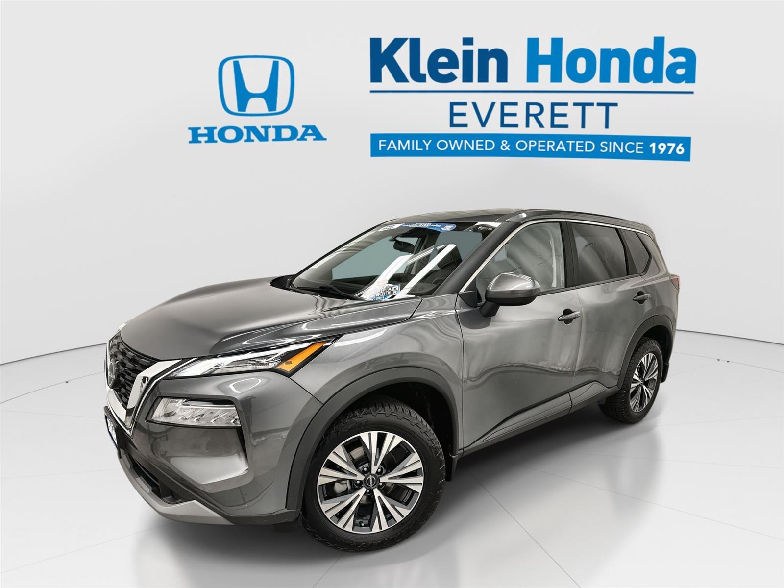 Gray (Gun Metallic) 2023 Nissan Rogue SV AWD SUV / Crossover All-Wheel Drive Continuously Variable Transmission