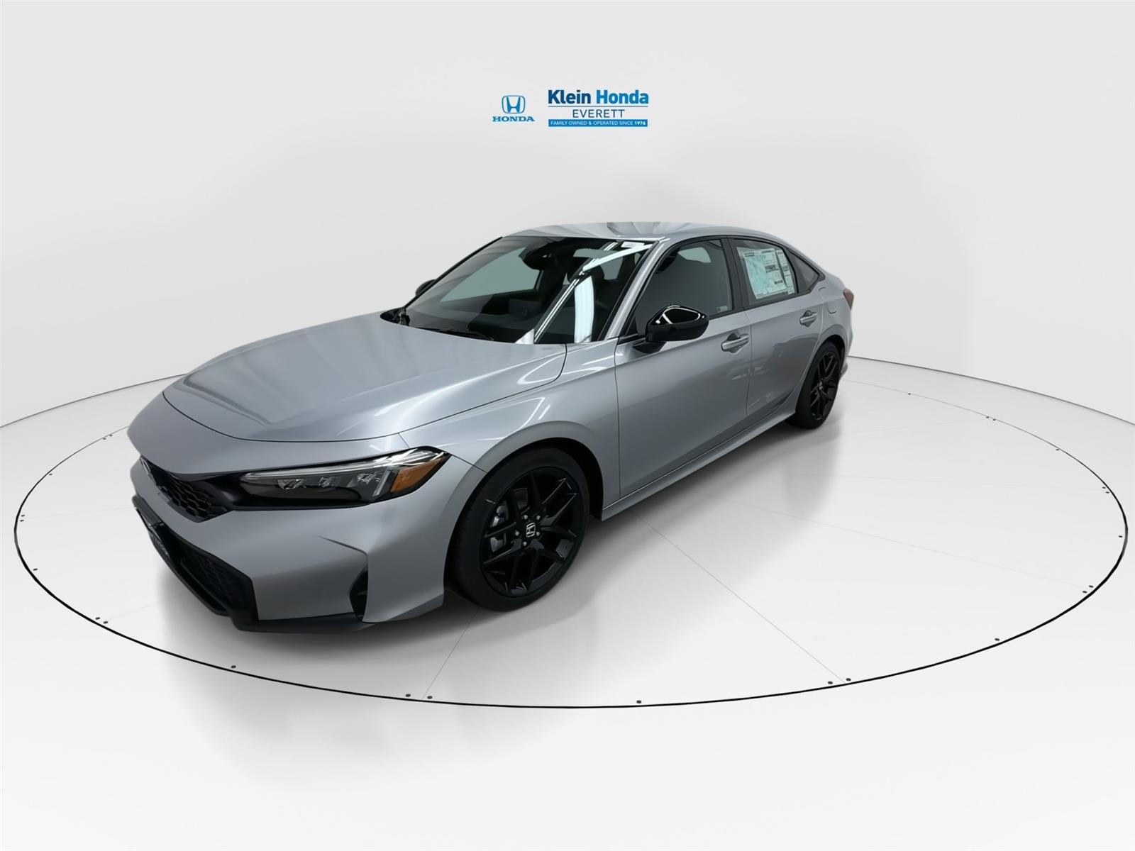 View vehicle photo 6
