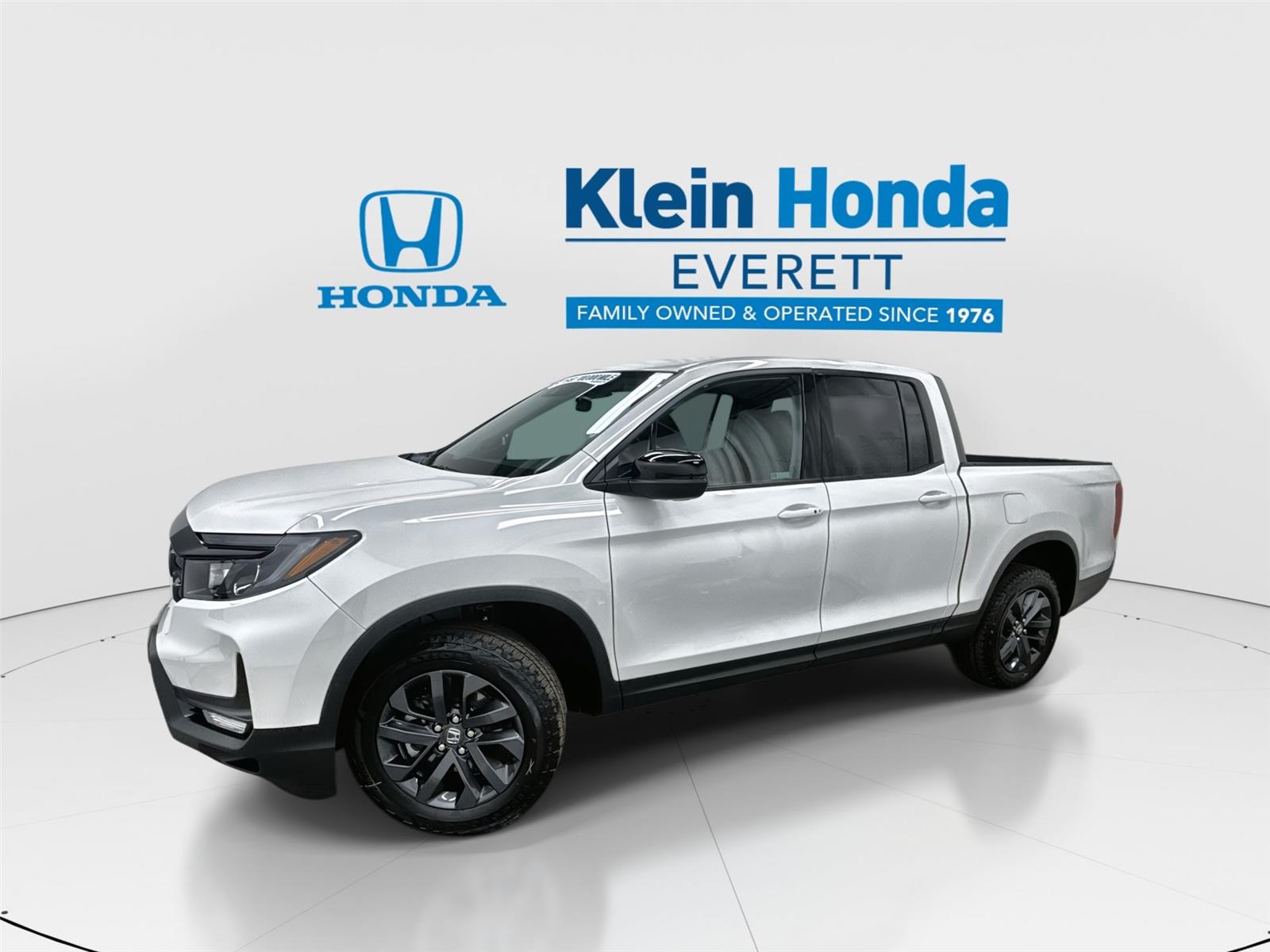 Platinum White Pearl 2026 Honda Ridgeline Pickup Truck All-Wheel Drive 9-Speed Automatic