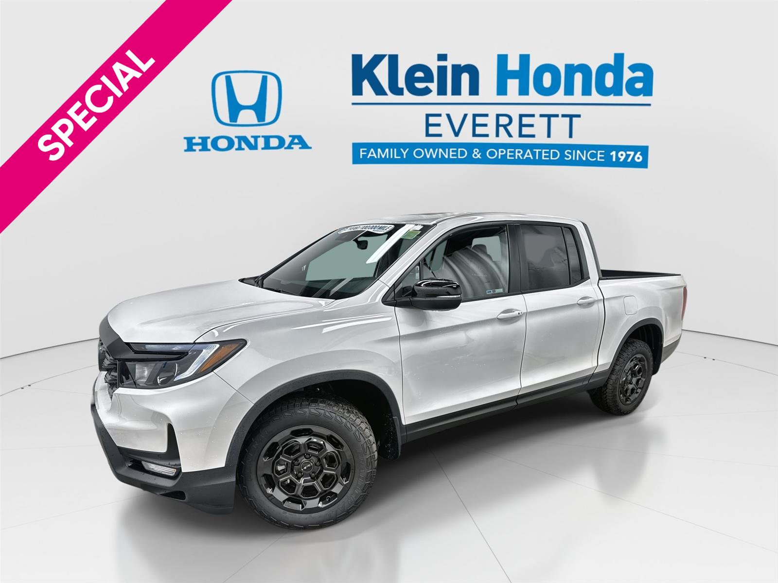 Platinum White Pearl 2026 Honda Ridgeline TrailSport S AWD Pickup Truck All-Wheel Drive 9-Speed Automatic