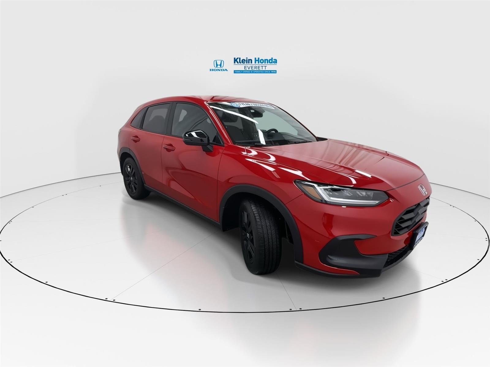 View vehicle photo 4