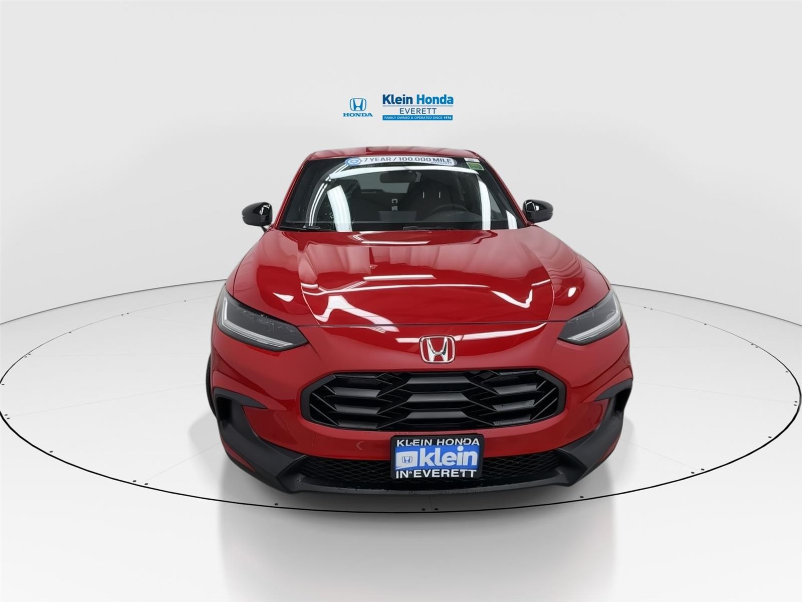 View vehicle photo 5