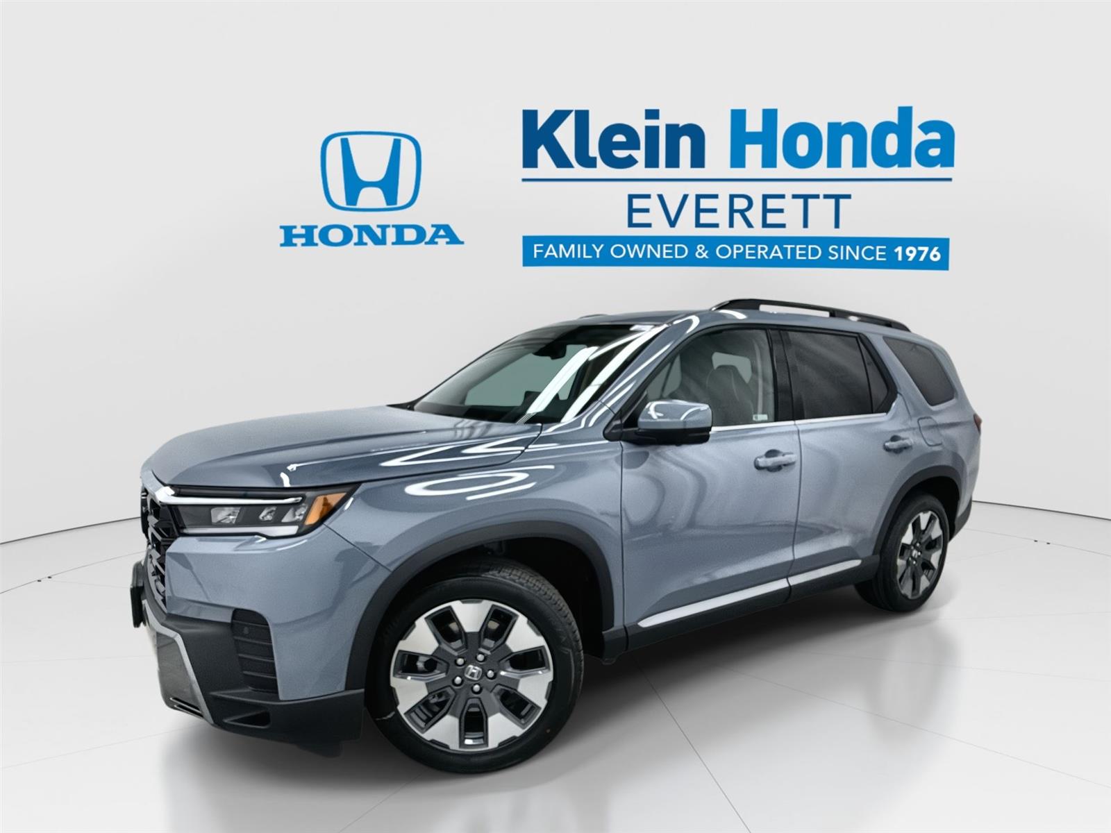 Sonic Gray Pearl 2026 Honda Pilot Elite AWD SUV / Crossover All-Wheel Drive Automatic