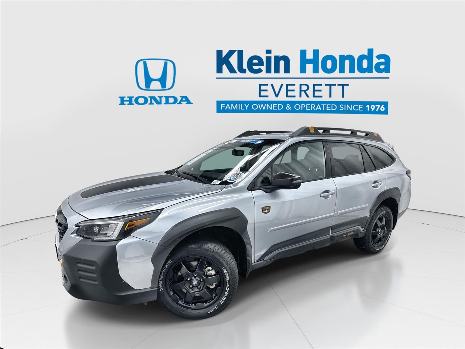 Ice Silver Metallic 2022 Subaru Outback SUV / Crossover All-Wheel Drive Continuously Variable Transmission